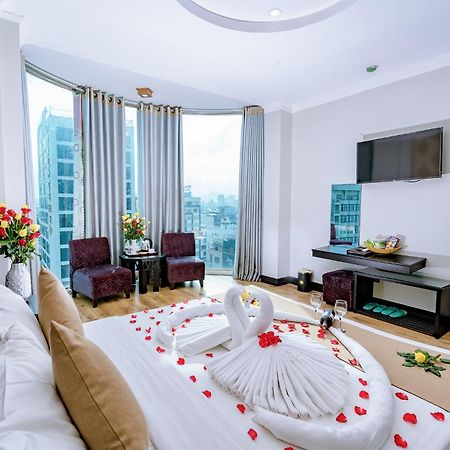 Adina 3 Star Hotel Da Nang Exteriör bild