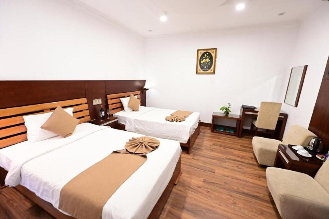 Adina 3 Star Hotel Da Nang Exteriör bild