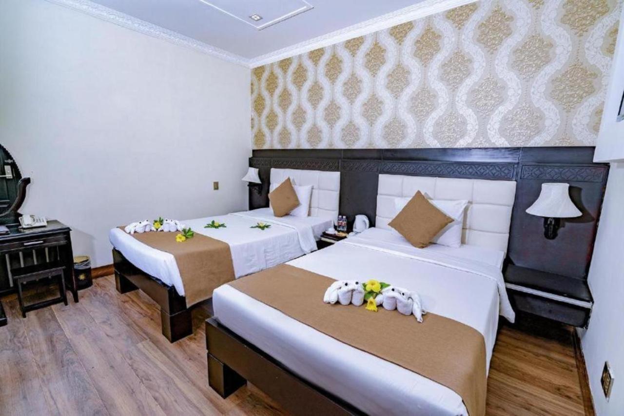 Adina 3 Star Hotel Da Nang Exteriör bild