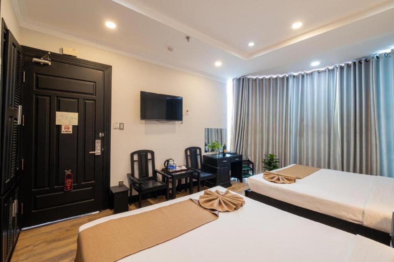 Adina 3 Star Hotel Da Nang Exteriör bild
