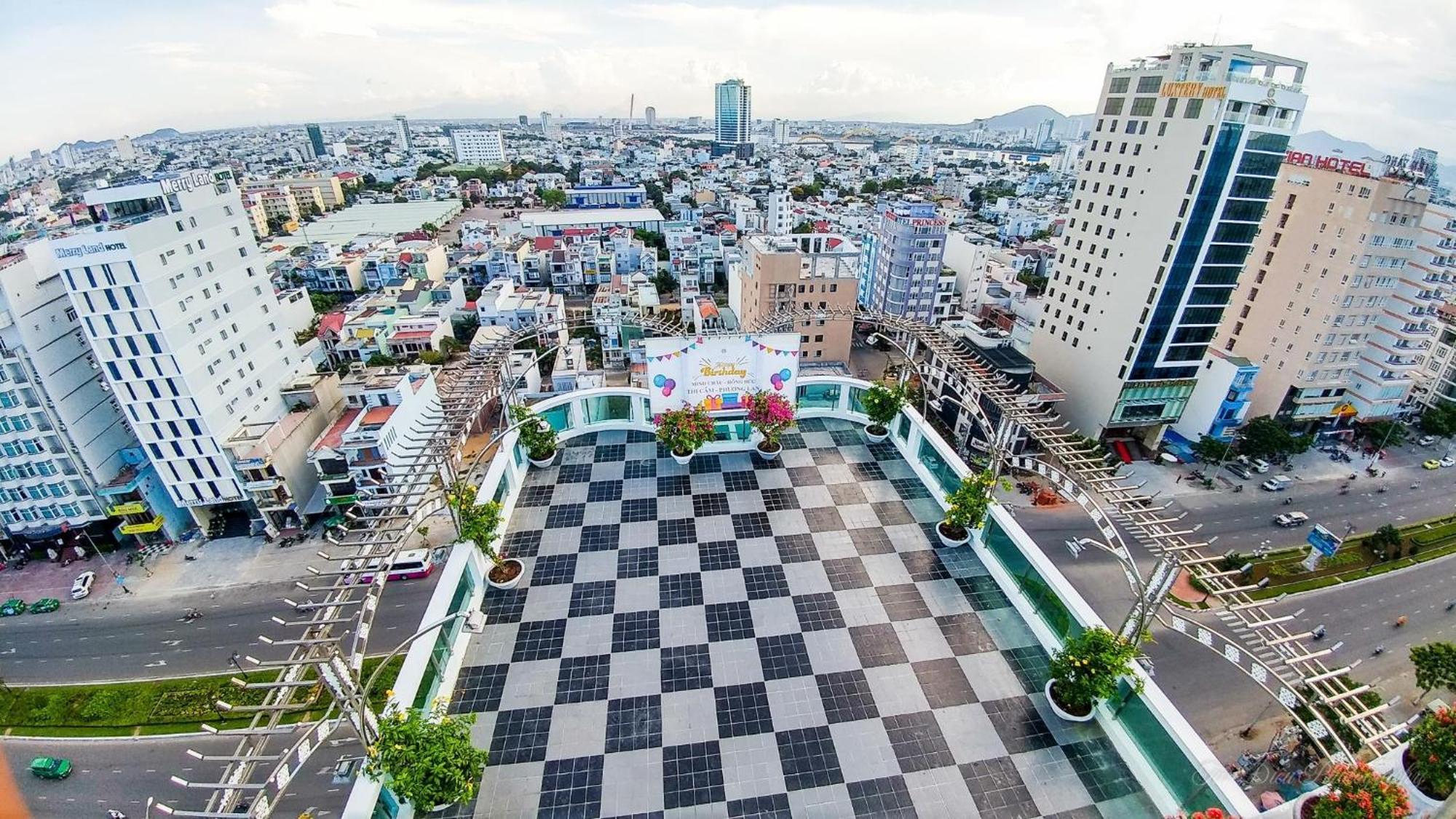 Adina 3 Star Hotel Da Nang Exteriör bild